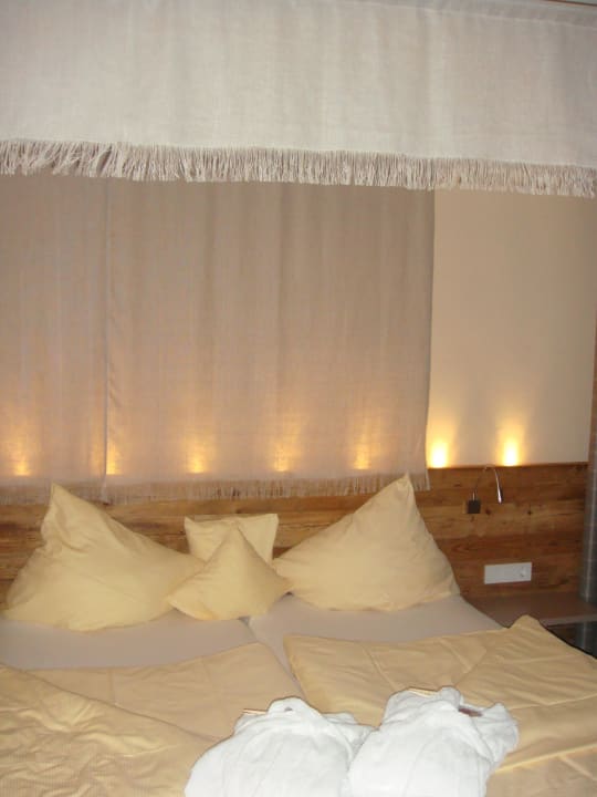 Unser Bett Ellmauhof - das Generationenresort