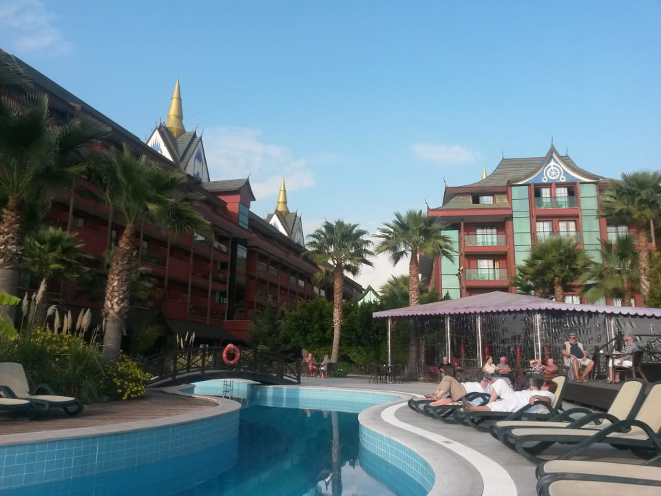 Aus der Sicht einer Sonnenliege :-) Siam Elegance Hotels & Spa