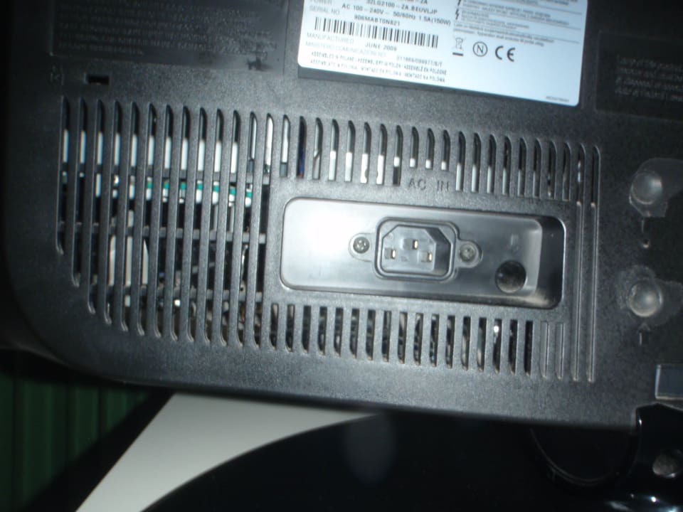 LG Tv,Stromkabel & Fernbedienung mitbringen Apartments Arco Iris