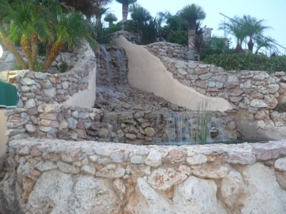 Cascade Atlantica Mikri Poli Rhodes