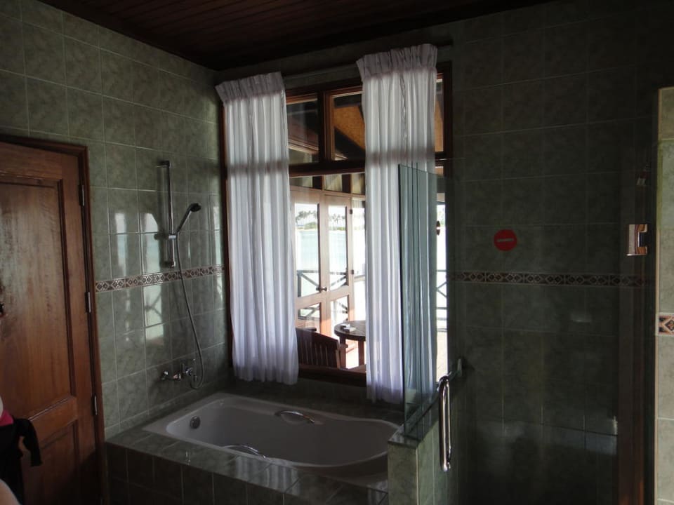 Bad Sun Siyam Olhuveli