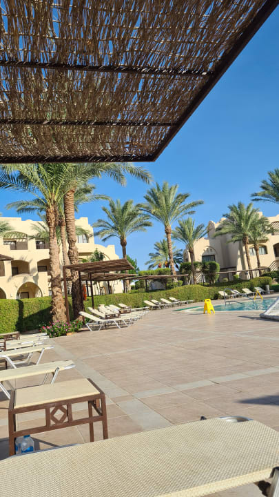 Pool JAZ Neo Saraya Palms