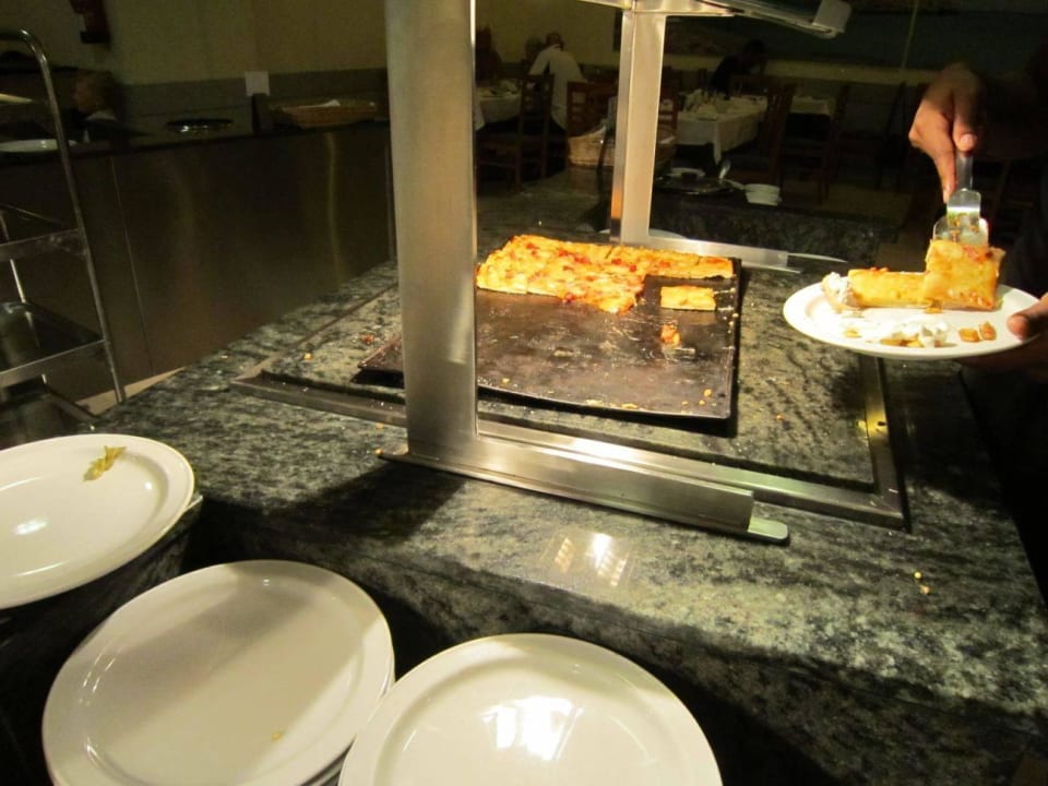 Fertigpizza so gut wie die Fertiglasagne Hotel Club Cala Romani