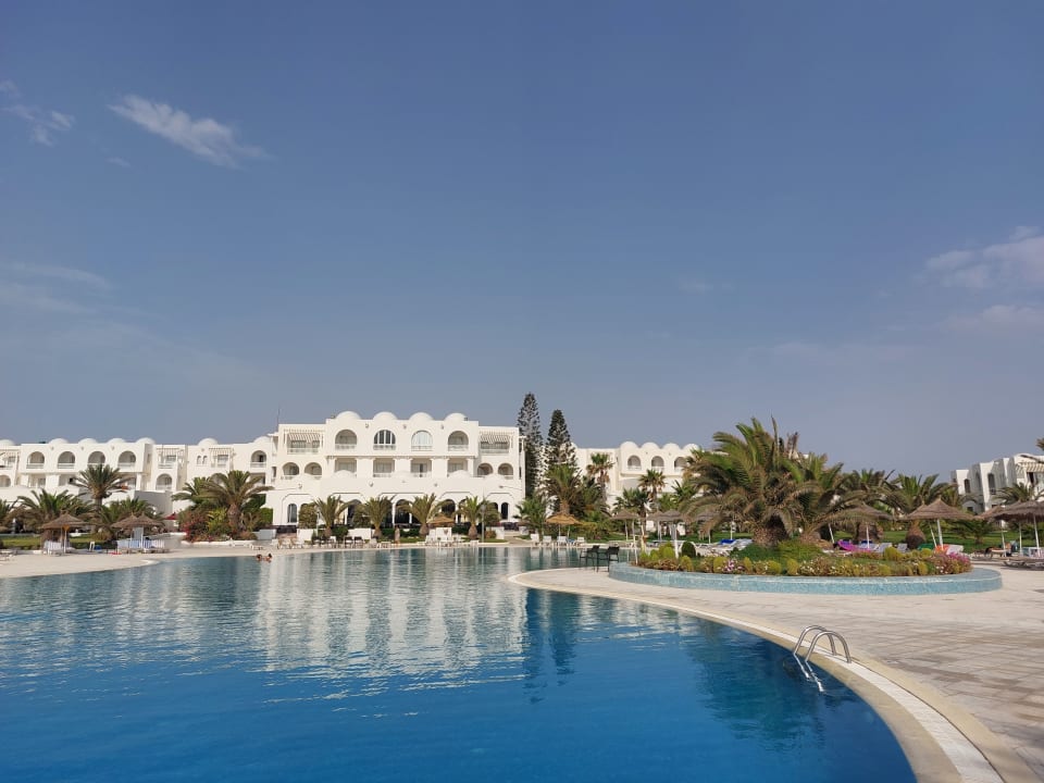 Pool Vincci Helios Beach