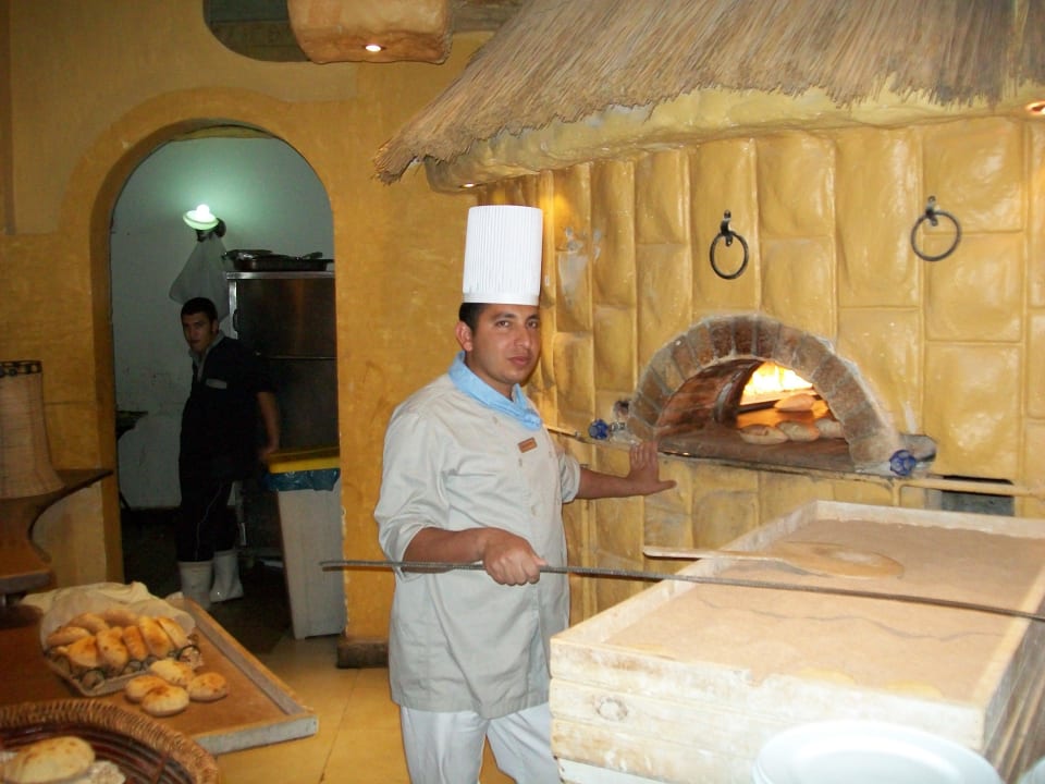 Unser Fladenbrot Bäcker Pickalbatros Alf Leila Wa Leila Resort - Neverland Hurghada