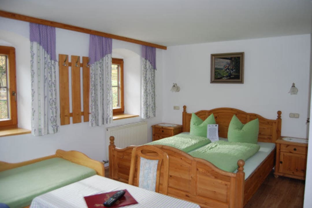 Doppel- oder Dreibettzimmer mit Seeblick Pension Maier Schiestlhof