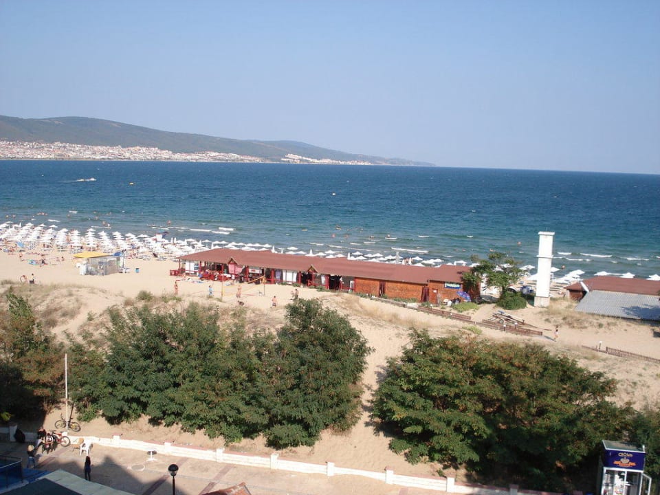Strandbar vorm Hotel Sentido Neptun Beach