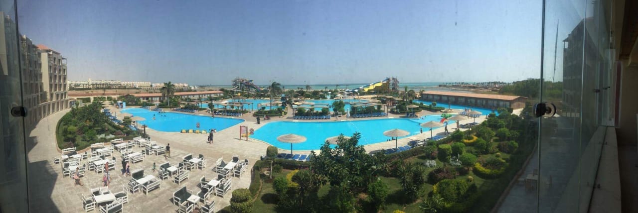 Pool SUNRISE Alora Aqua Park Resort