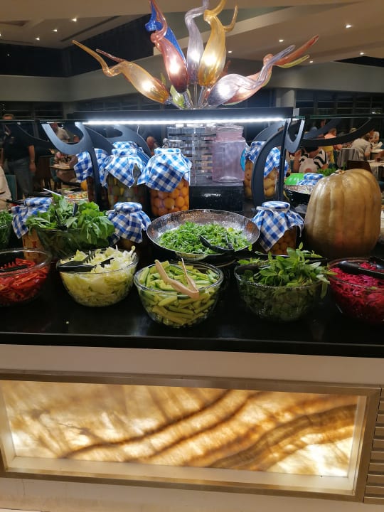 Gastro Limak Lara Deluxe Hotel & Resort