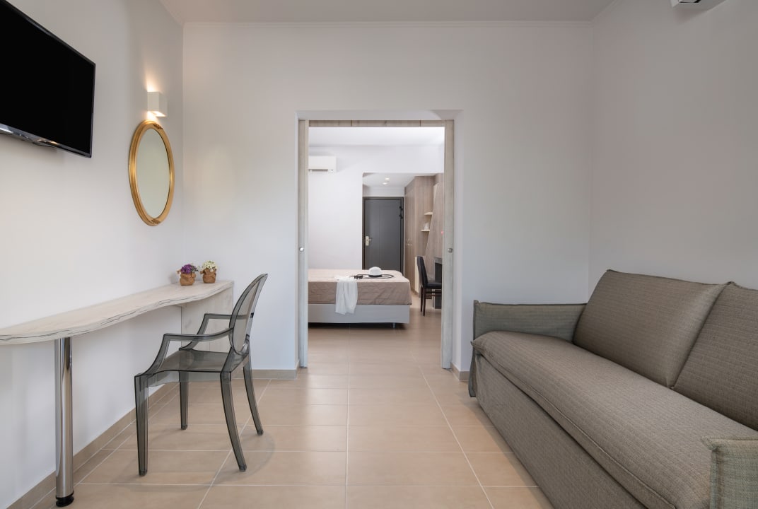Zimmer Lagomandra Hotel & Spa