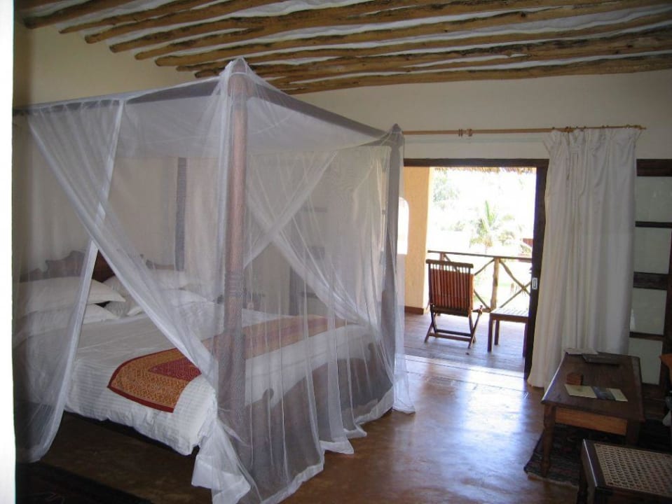 Schlafzimmer Neptune Pwani Beach Resort & Spa