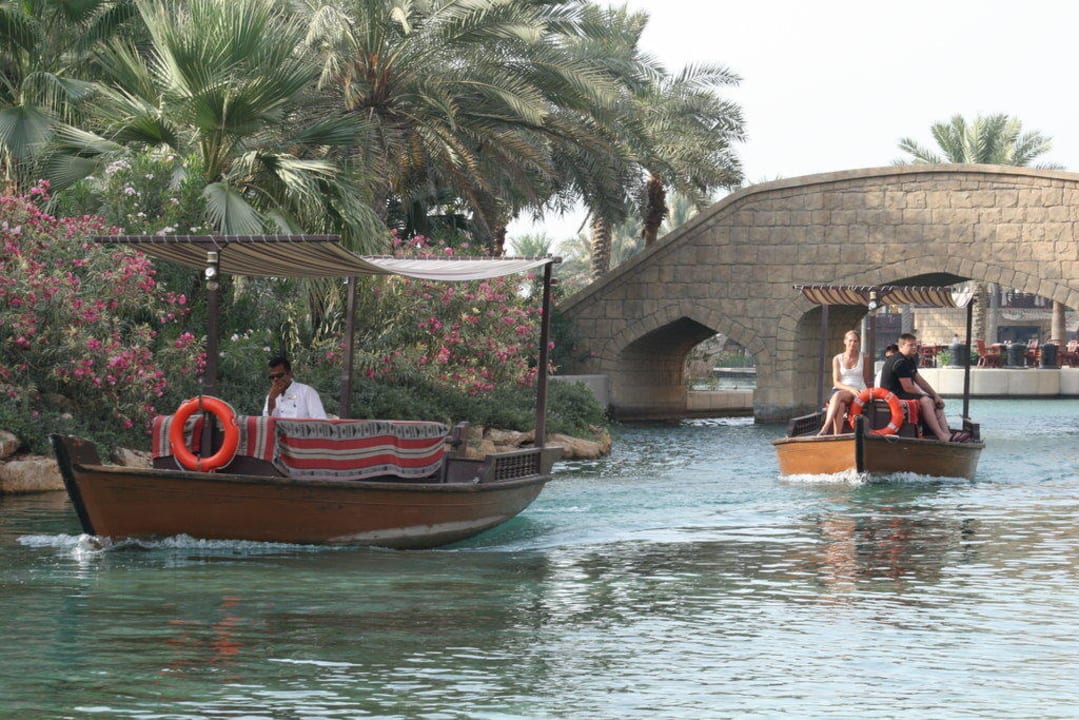 Wassertaxis - Abra Jumeirah Dar Al Masyaf