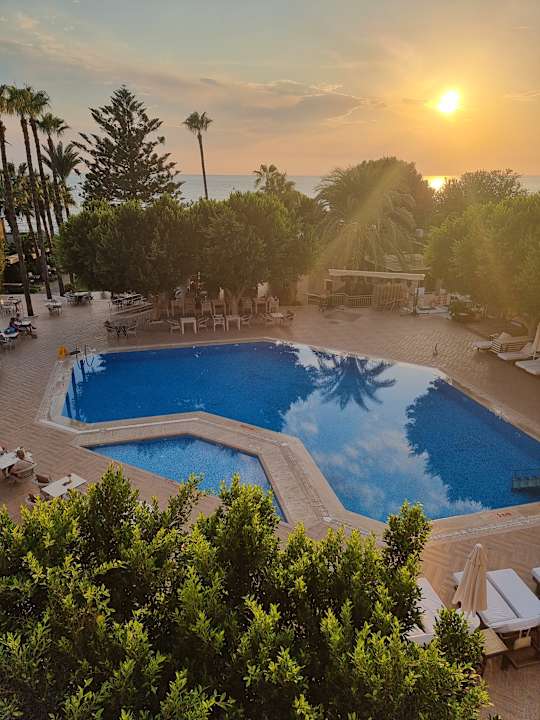 Pool Nerton Hotel - Erwachsenenhotel ab 16 Jahren