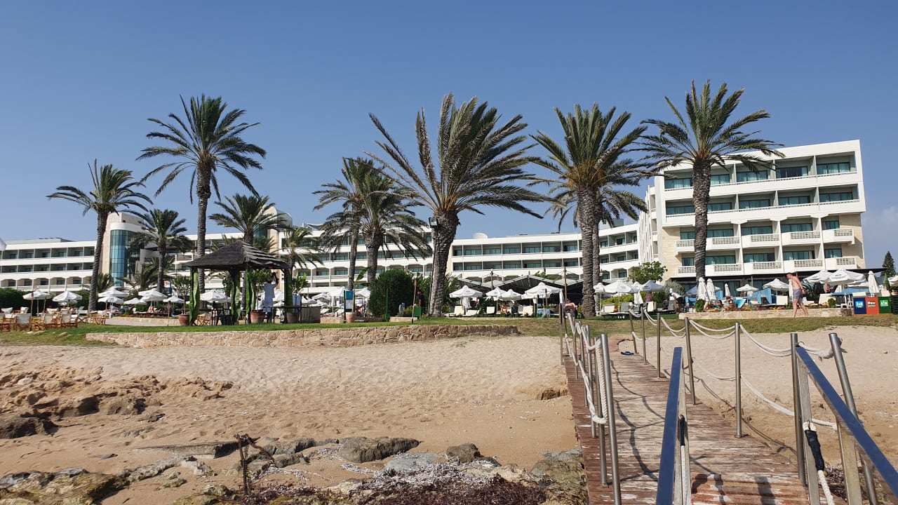 Strand Constantinou Bros Athena Beach Hotel