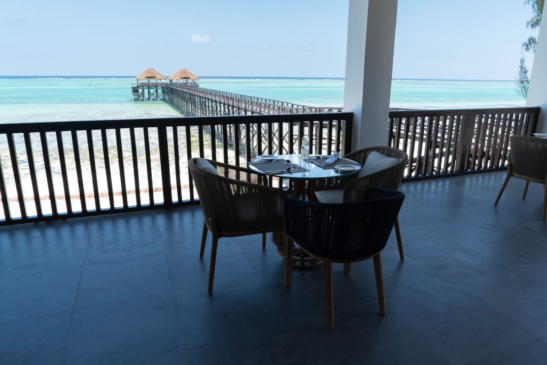 Gastro Le Mersenne Zanzibar, Autograph Collection