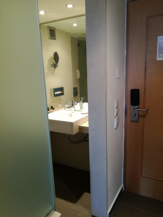 Zimmer Olympian Bay Grand Resort