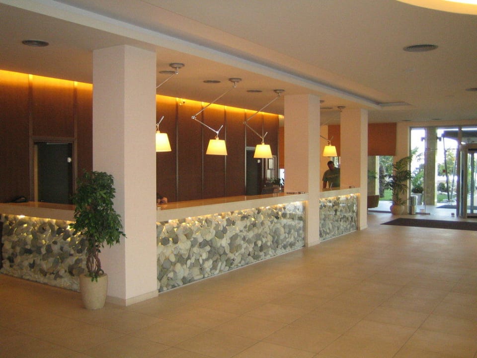 Sehr schöne Lobby alltoura Club Hotel Poseidon Palace