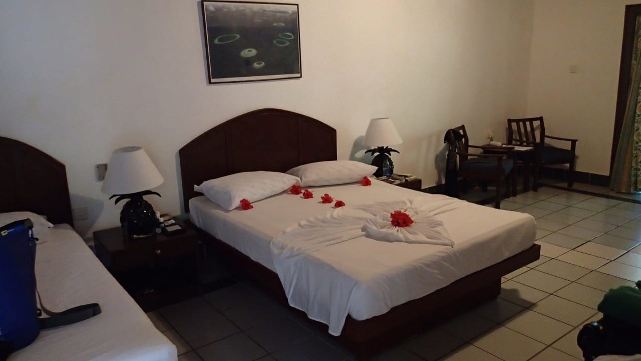 Unser Zimmer  Biyadhoo Island Resort