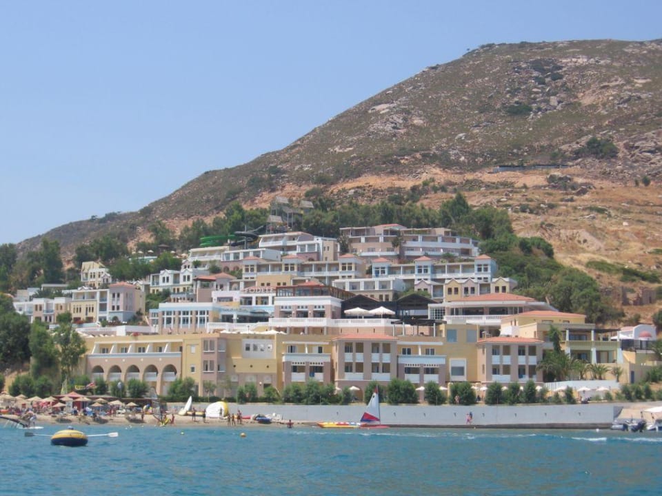 Blick auf das Hotel Fodele Beach & Water Park Holiday Resort