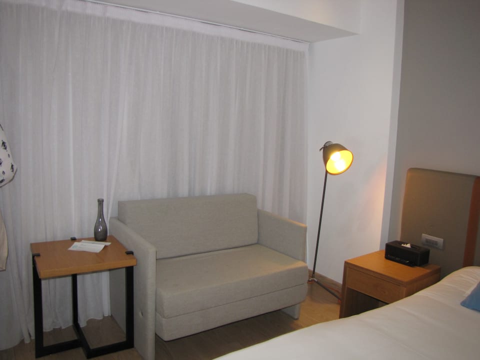 Zimmer Crystal Springs Beach Hotel