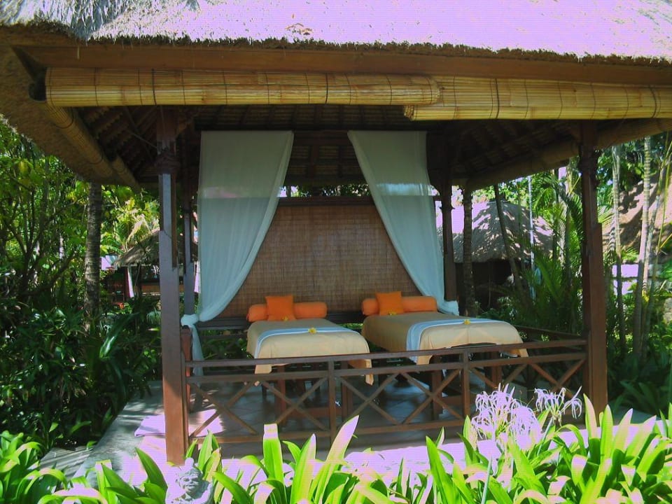 Am Strand Paradisus by Melia Bali