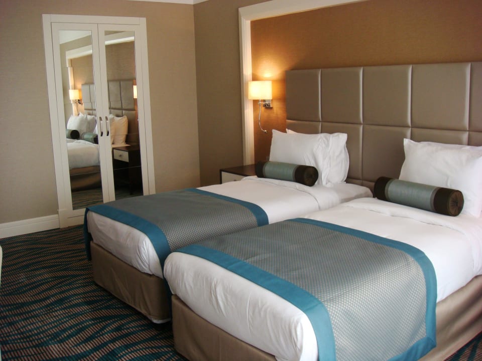 Spiegelschrank Rixos Bab Al Bahr