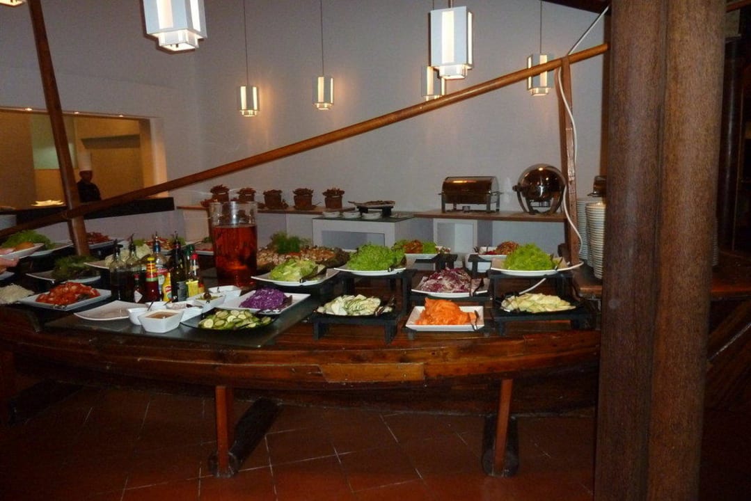 Salatbüffet Diamonds Thudufushi