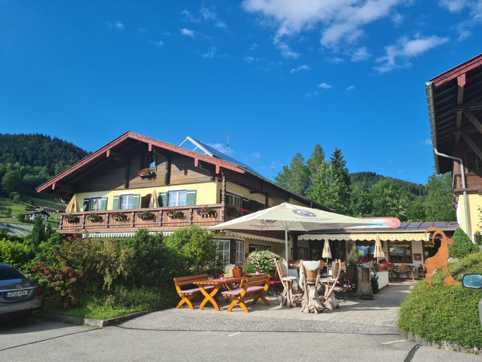 Außenansicht Alpenhotel Bergzauber