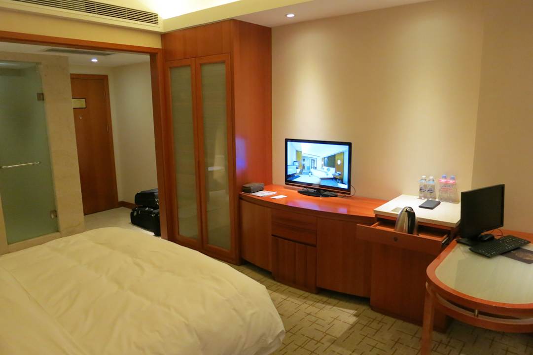 Executive room 6409 Zhejiang Media Hotel