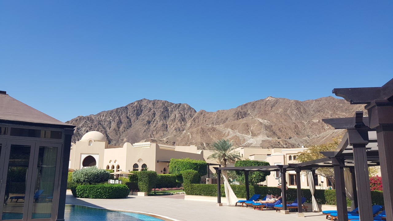 Pool Miramar Al Aqah Beach Resort