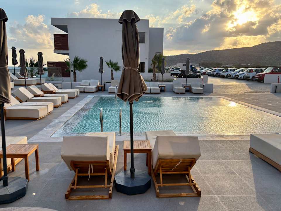 Pool Enorme Santanna Island