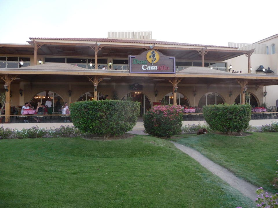 Italiener Don Camello Pickalbatros Dana Beach Resort - Hurghada