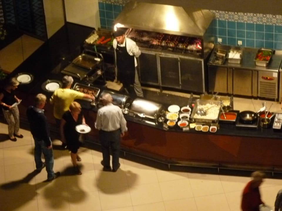 Barbecue le soir Commodore Elite Suites & Spa - Adults only