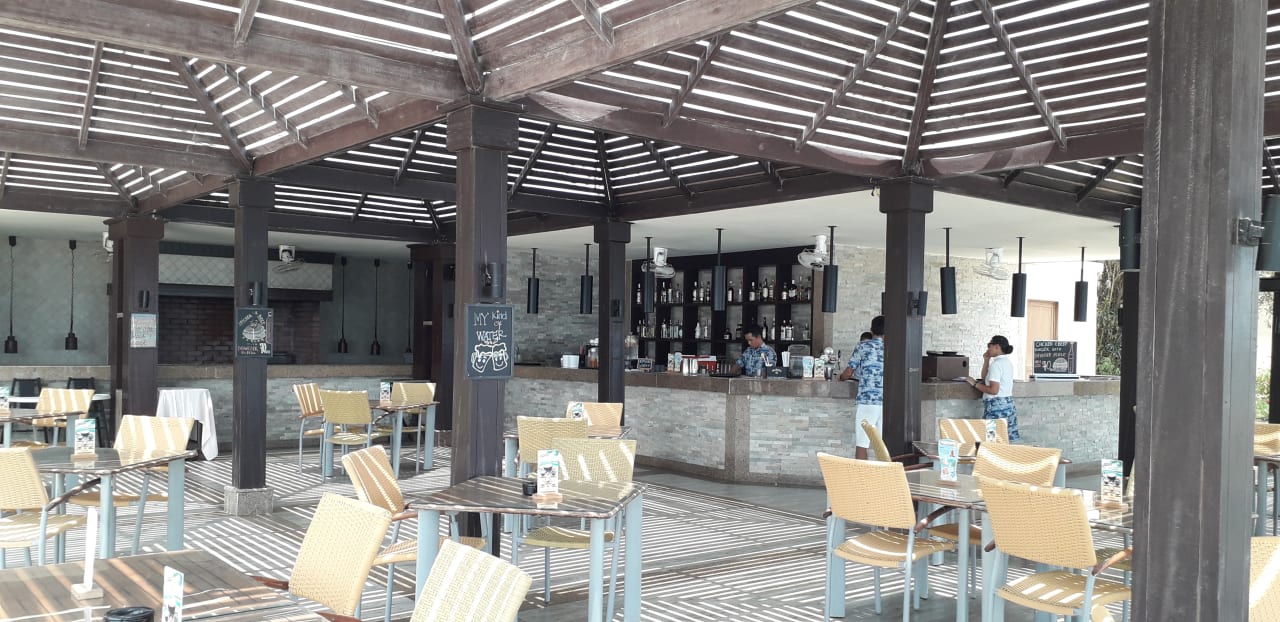 Strand Miramar Al Aqah Beach Resort