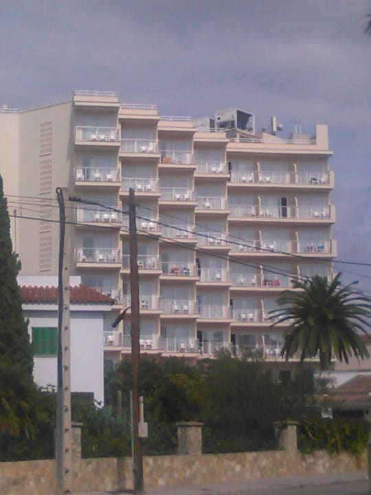 Sicht von Straße Hotel Vista Odin