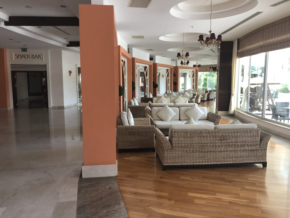 Lobby Saphir Resort & Spa
