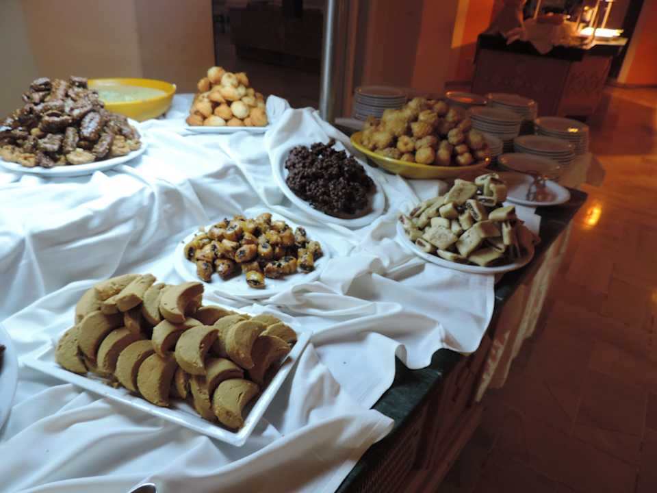 Dessertbüffet am tunesischen Abend Mahdia Beach & Aquapark