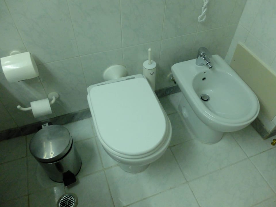 Bad der 80er  Grecotel LUXME White