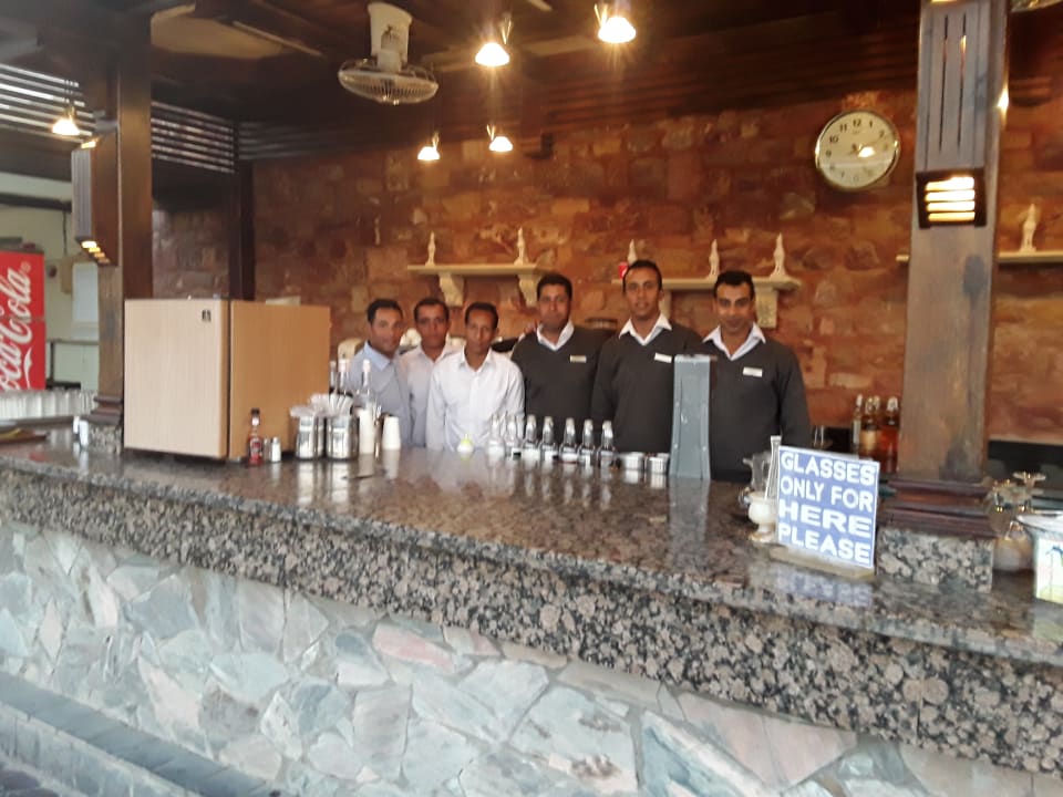 Bestes Servicepersonal Ever Pickalbatros Dana Beach Resort - Hurghada