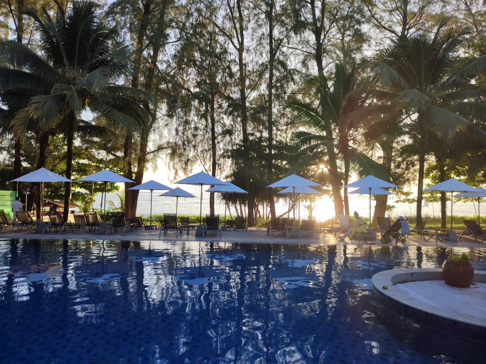 Pool X10 Khaolak Resort