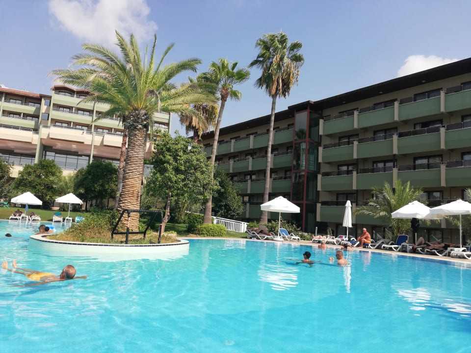 Pool Hotel Grand Side