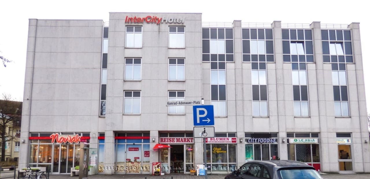 Außenansicht IntercityHotel Rostock