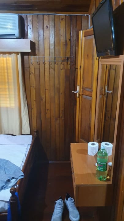 Zimmer Sayanora Hotel