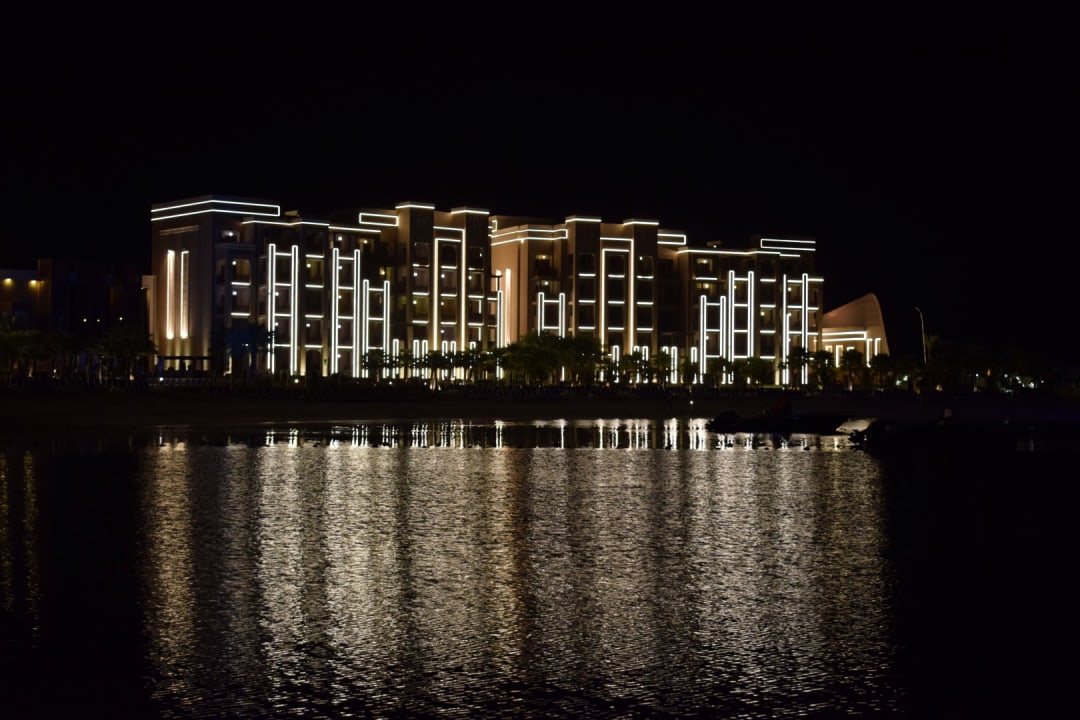 Außenansicht DoubleTree by Hilton Resort & Spa Marjan Island