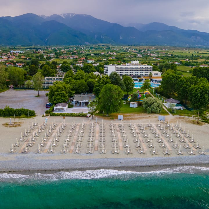Außenansicht Olympian Bay Grand Resort
