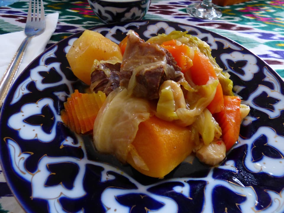 Essen im hoteleigenen Restaurant Hotel Malika Khiva