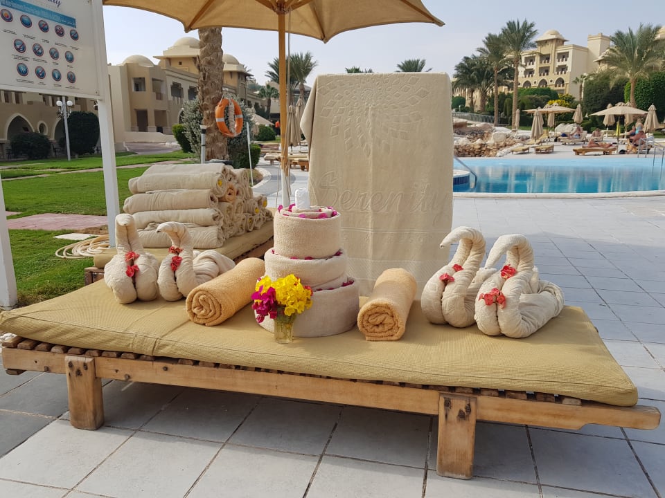 Pool Serenity Alpha Beach