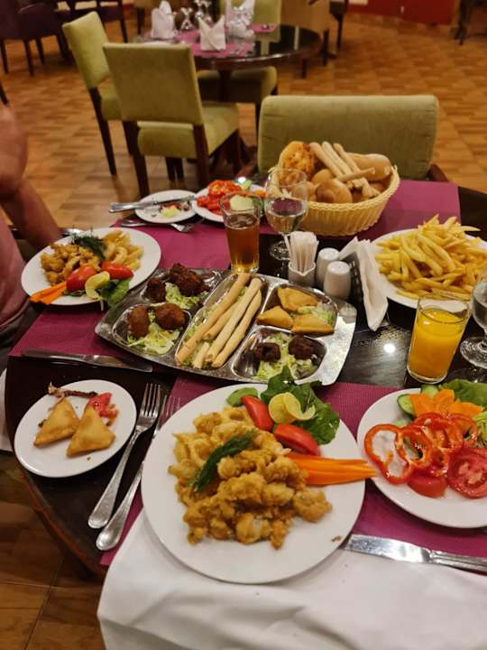 Gastro Regency Plaza Aqua Park & Spa