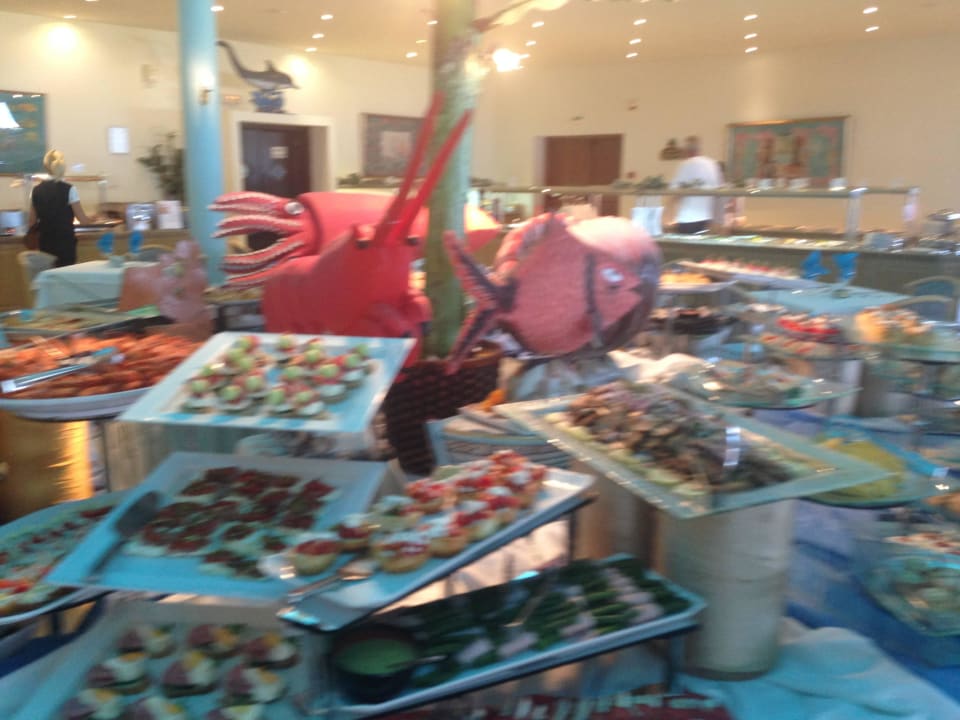 Vielfalt der Speisen Hotel Kalithea Horizon Royal