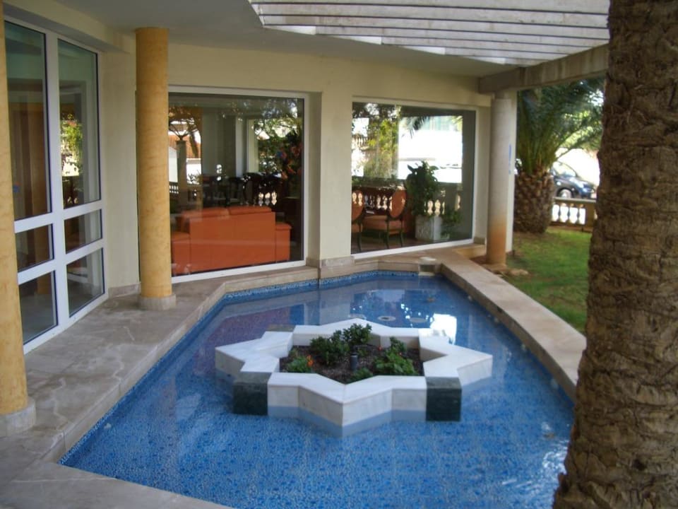 Deko neben dem Eingang Smy Portocolom